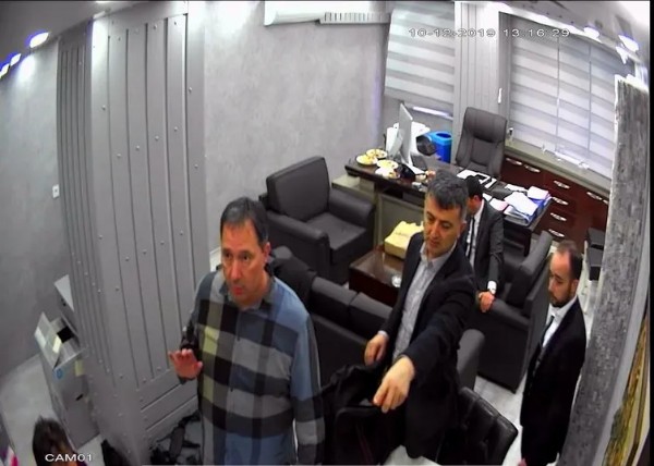 İmamoğlu'nun avukatları itirafçı avında! İBB Başknalık makamını karargaha çevirdiler